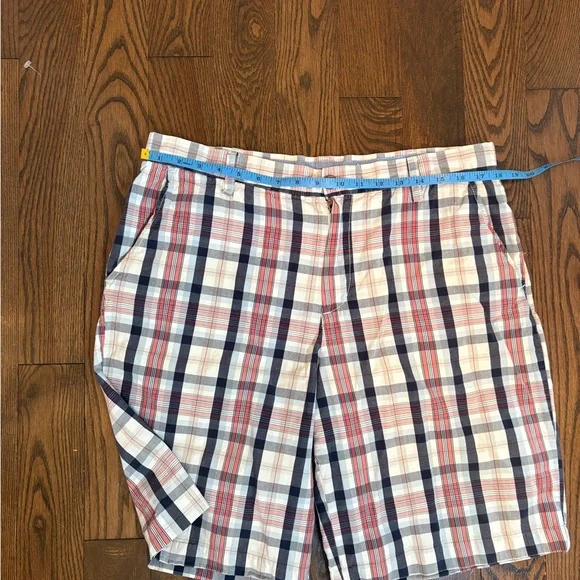 Men IZOD Flat Front Portsmith Plaid Shorts W36 Golf Preppy Casual Sporty - Picture 9 of 13